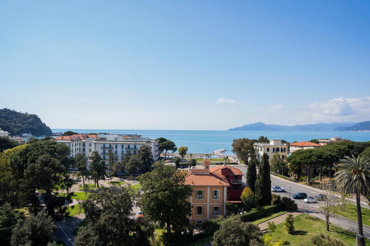 025 - Casa Panoramica In Centro, 90Metri Spiaggia Vista Mare Con Terrazzo Vista Portofino Appartement Sestri Levante Buitenkant foto